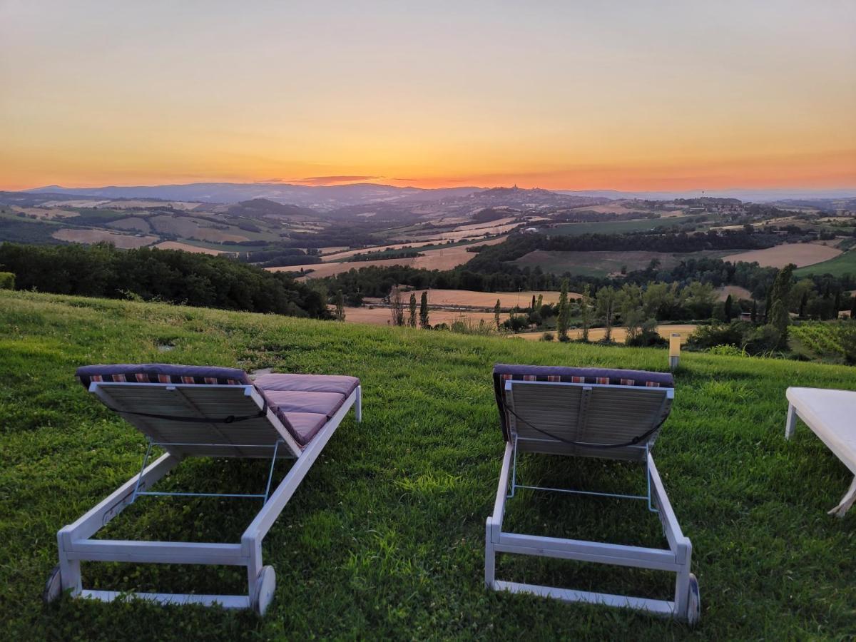 Hotel Relais Todini - Residenza D'Epoca - Luxury Historic House Esterno foto