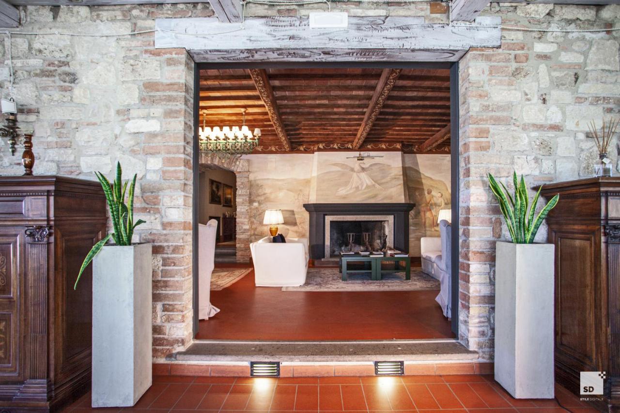Hotel Relais Todini - Residenza D'Epoca - Luxury Historic House Esterno foto