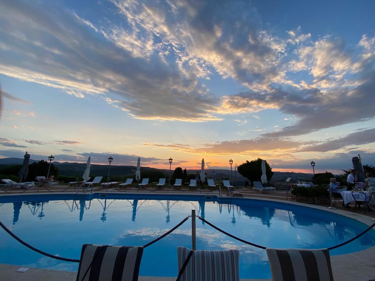 Hotel Relais Todini - Residenza D'Epoca - Luxury Historic House Esterno foto