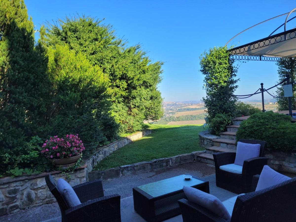 Hotel Relais Todini - Residenza D'Epoca - Luxury Historic House Esterno foto