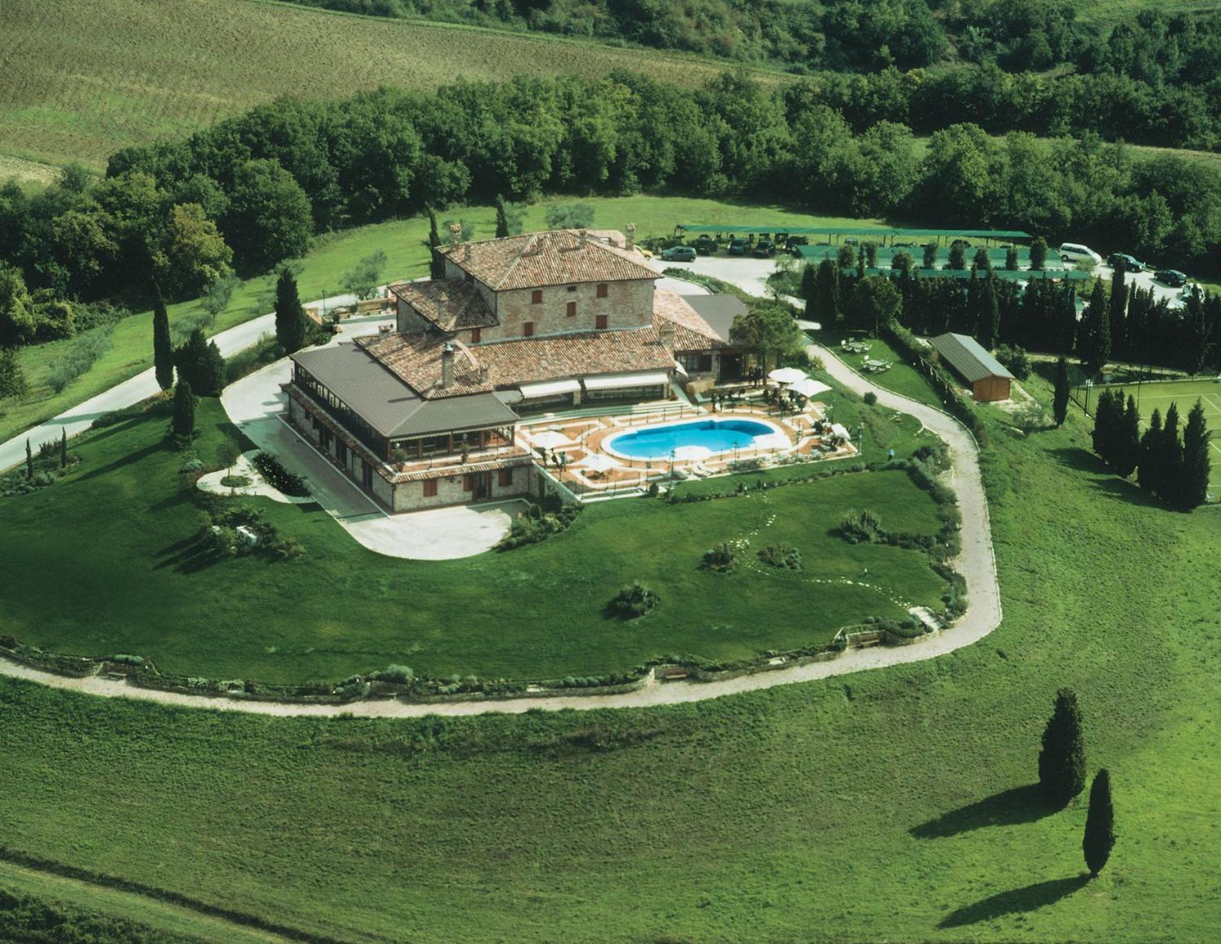 Hotel Relais Todini - Residenza D'Epoca - Luxury Historic House Esterno foto