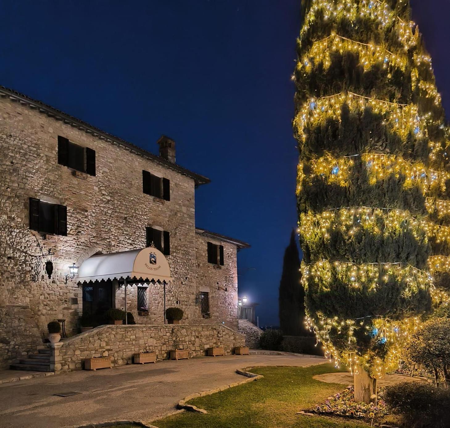 Hotel Relais Todini - Residenza D'Epoca - Luxury Historic House Esterno foto